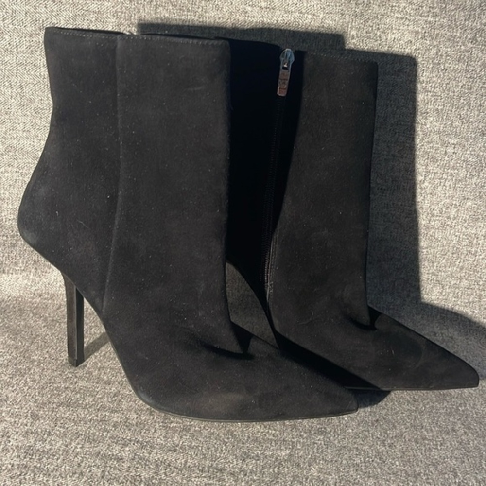 Marc Fisher Semina Boots. NEW